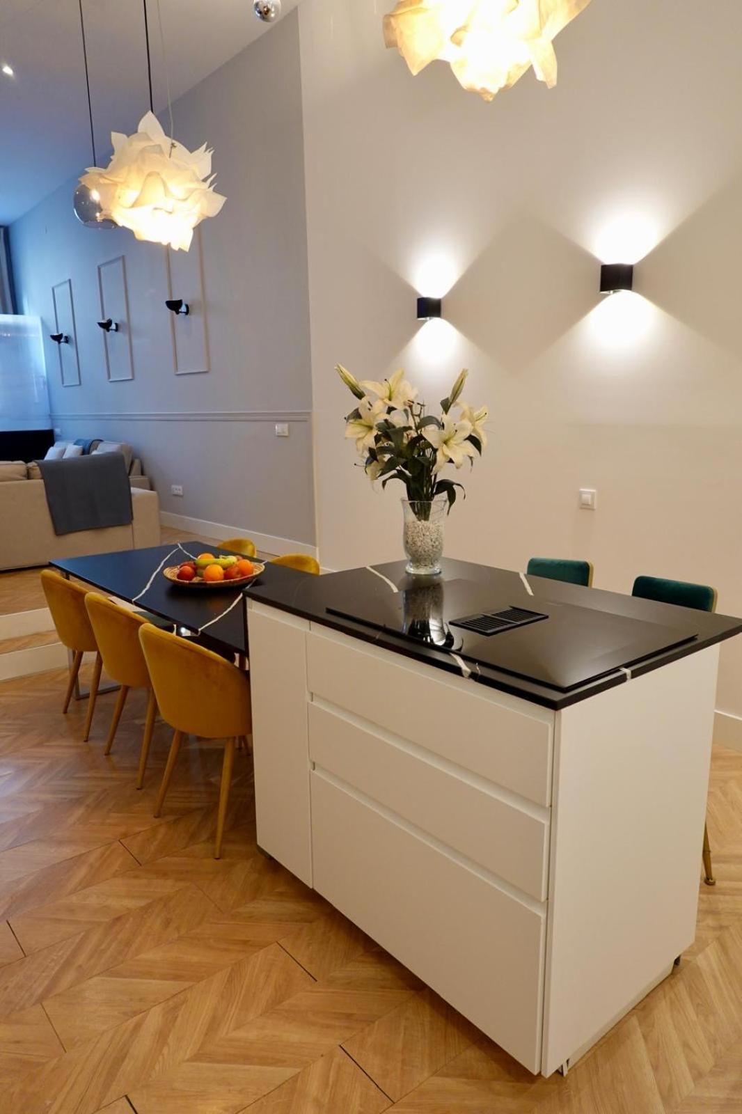Peral Boutique Apartaments Seville Ngoại thất bức ảnh
