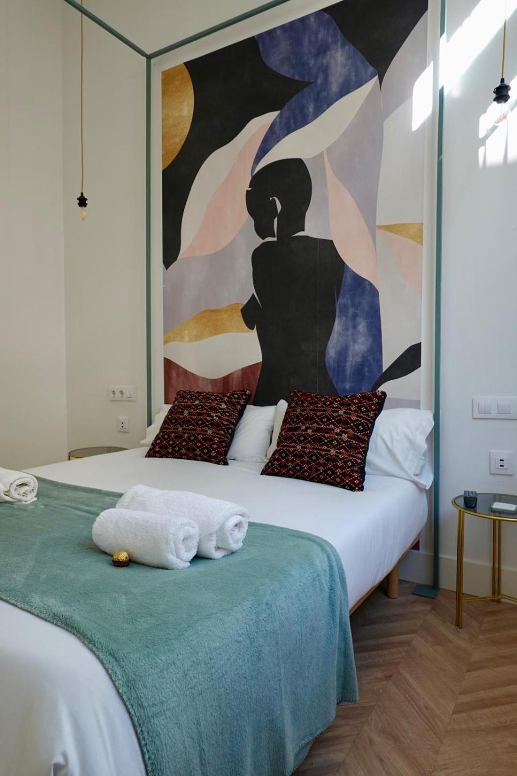 Peral Boutique Apartaments Seville Ngoại thất bức ảnh